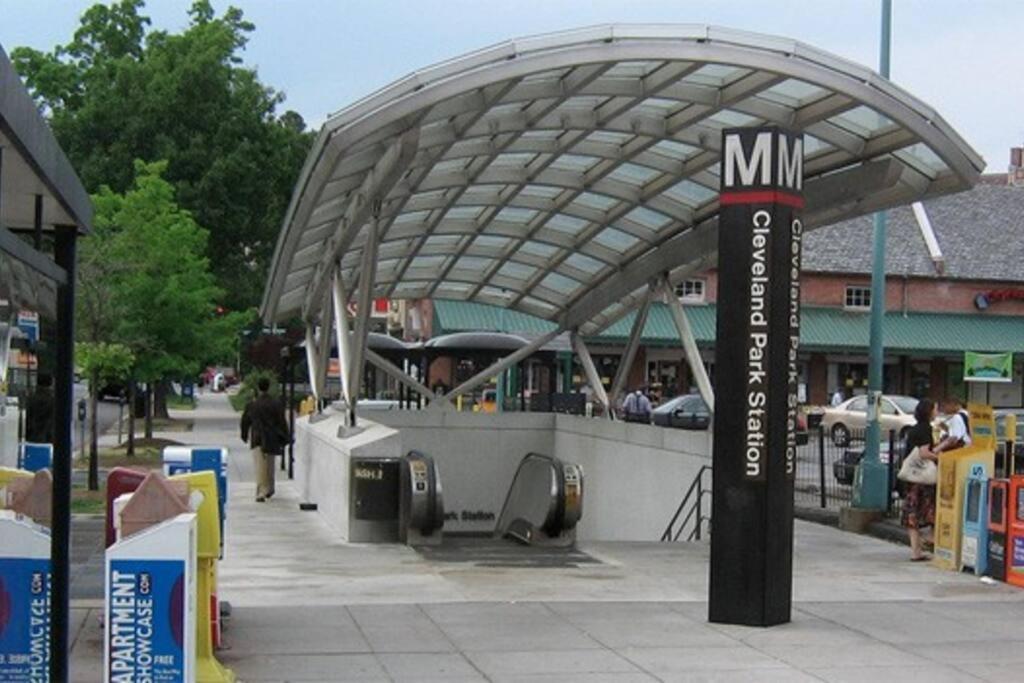Stylish 1Br Unit W/Free Parking-Walk To Metro Lejlighed Washington Eksteriør billede